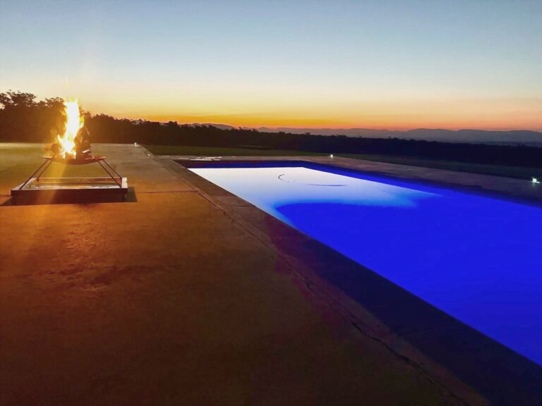 Lap pool