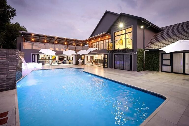 Infinity Pool Specialists — swimming pool project in Gauteng