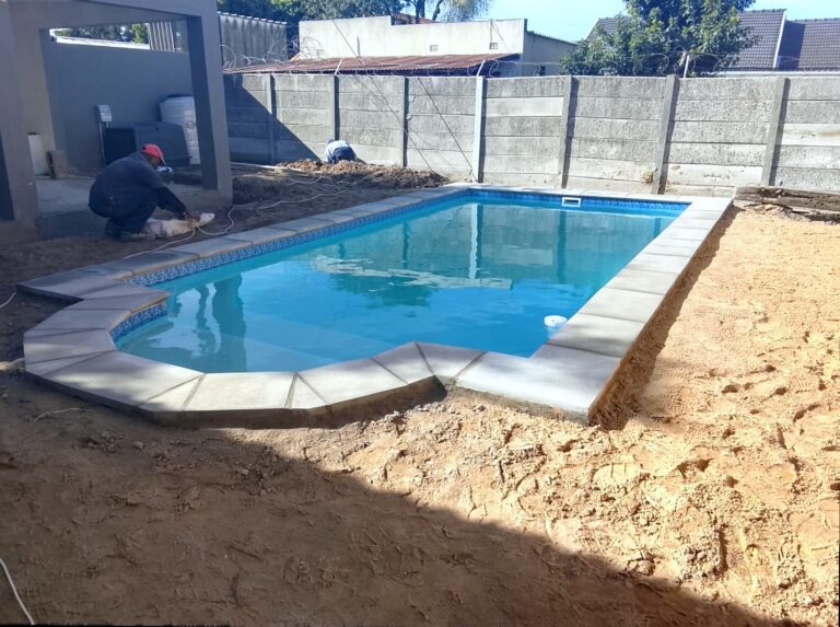 Extreme Pools — pool project photograph 12 of 13