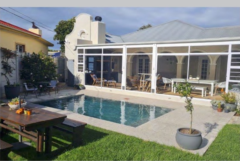 NSPI award-winning pool by East Coast Pools in Gqeberha, Eastern Cape — Basic Great Value Pools