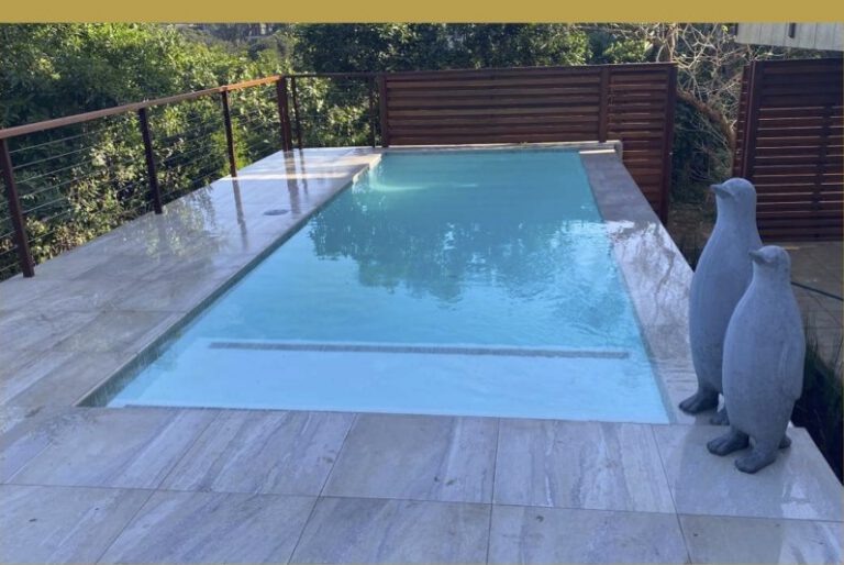 NSPI award-winning pool by Kenny Matthews Pools cc in KwaDukuza Local Municipality, KwaZulu-Natal — Residential Gunite / Hand Packed Concrete – Over 20m2