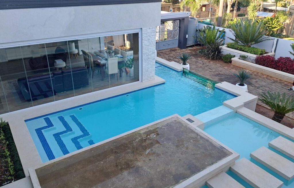 NSPI award-winning pool by Thatch Crete Gauteng cc in Boksburg, Gauteng — Unusual Structure or Engineering Skills