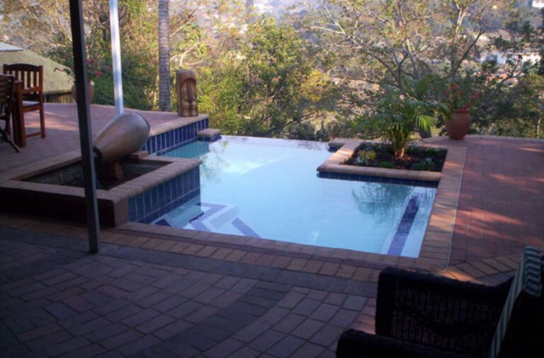 Blue Lake Pools — pool project photograph 8 of 8