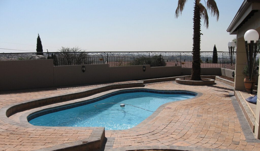 Rock Type Swimming Pools pool by Clear Water Pools