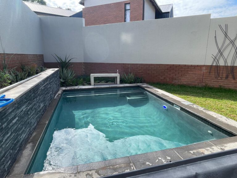 Splendid Pools — pool project photograph 5 of 8