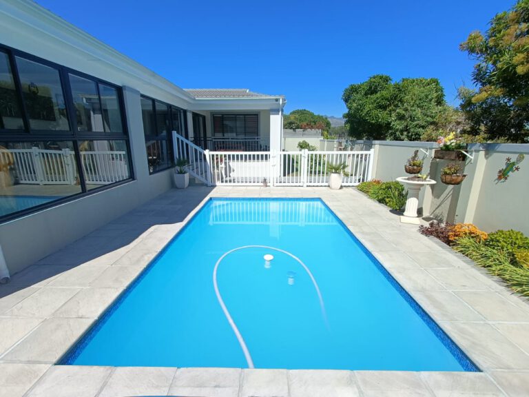 Ultimate Pools — pool project photograph 2 of 7 in Western Cape