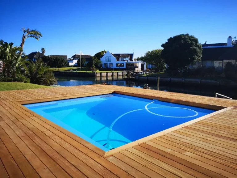 Bayline Pools — pool project photograph 3 of 8